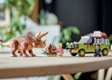 lego-jurassic-world-in-arrivo-a-giugno