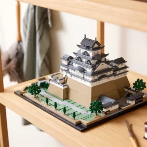 Castello di Himeji-LEGO-21060-Architecture-1